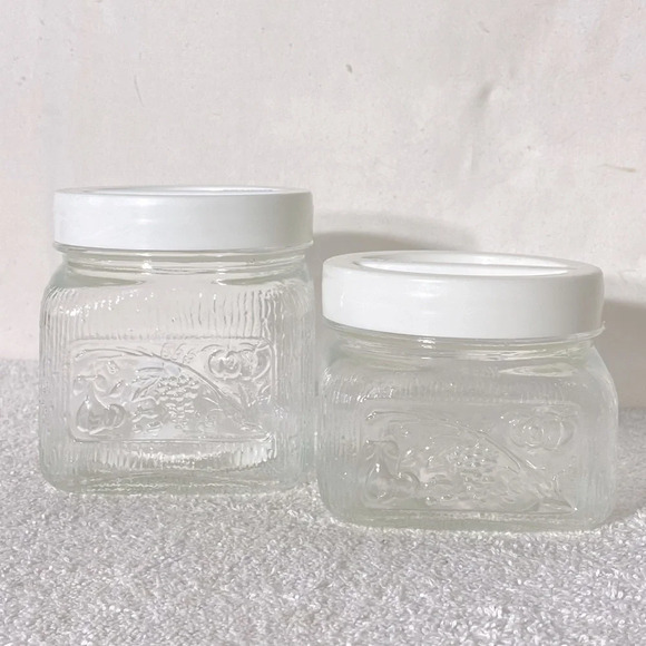 Vintage Glass Canister  Set With Borgonovo Italy Plastic Lids - Picture 1 of 11